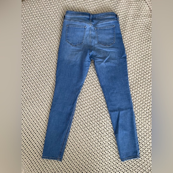 Old Navy Rockstar Super Skinny High Rise Jeans 6 - Picture 2 of 5